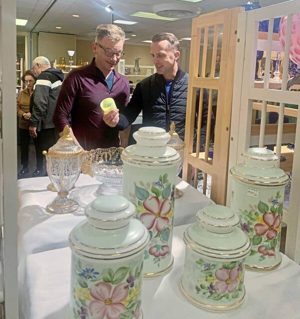 5969772_web1_vnd-glassshow6-030523