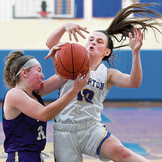 Hampton junior Meghan Murray eclipses milestone but Talbots fall short of PIAA playoffs