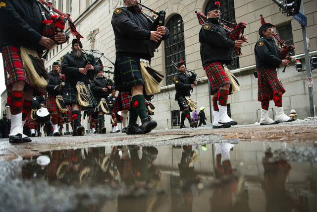 5982859_web1_ptr-StPatsParade23-031322