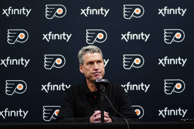 Flyers fire embattled GM Chuck Fletcher, give Danny Briere interim job