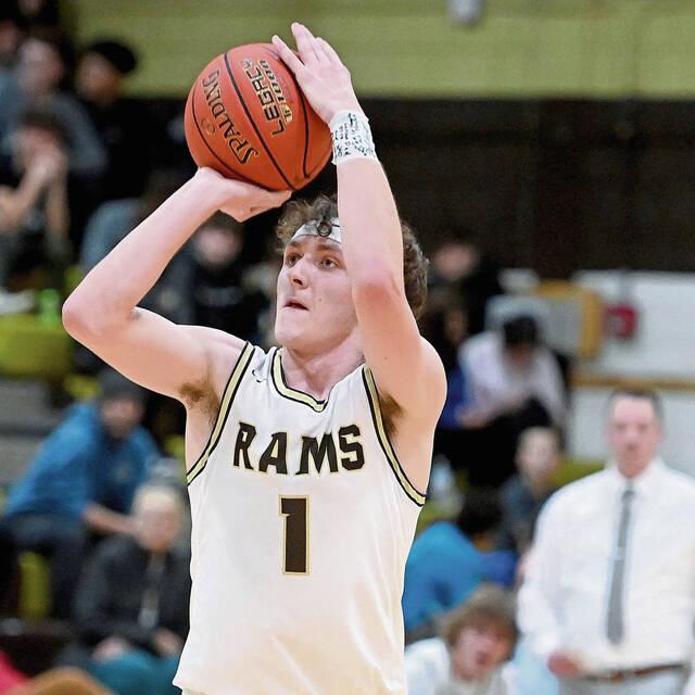 Highlands drops Johnstown to cruise into PIAA 2nd round