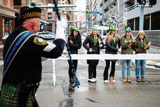 5990985_web1_ptr-StPatsParade11-031322