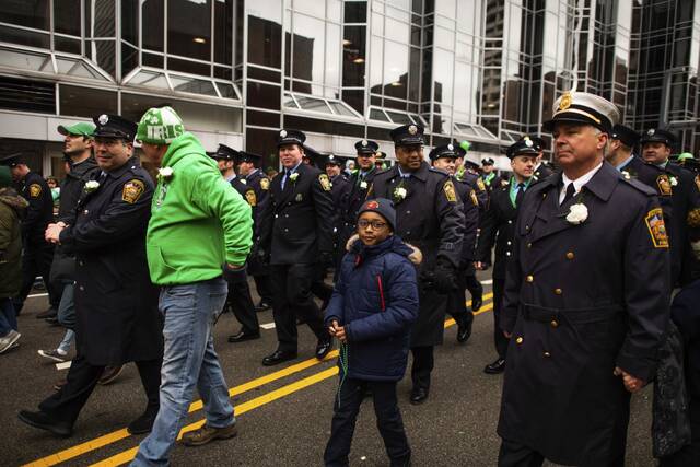 5993906_web1_ptr-StPatricksParade7-031223