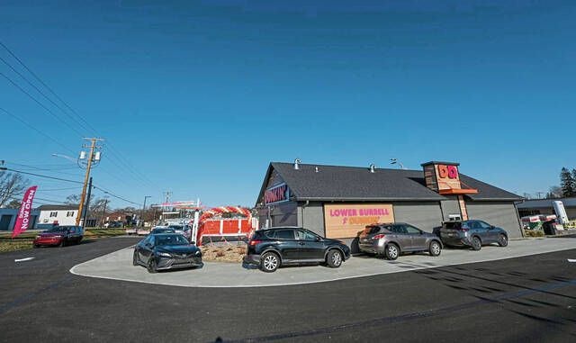 6010569_web1_vnd-LBdunkin-032123
