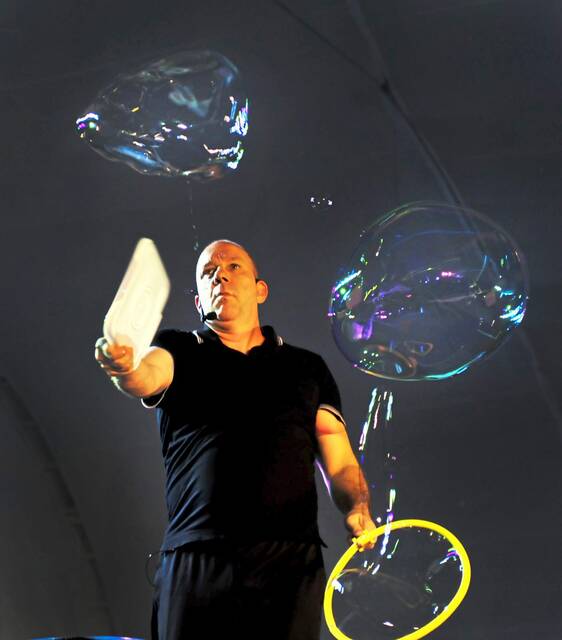 6013267_web1_PTR-Bubbles
