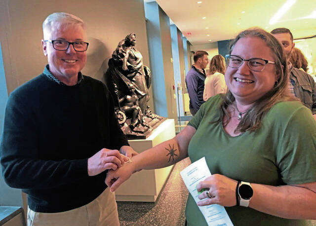 6015764_web1_wep-oa-stpattys-doug-032623