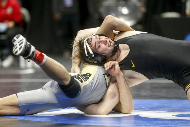 Iowa’s Spencer Lee medically forfeits out of NCAAs, ending college career