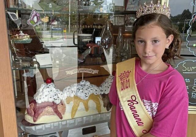 6031783_web1_gtr-ChurleyBananaPrincess21-040922