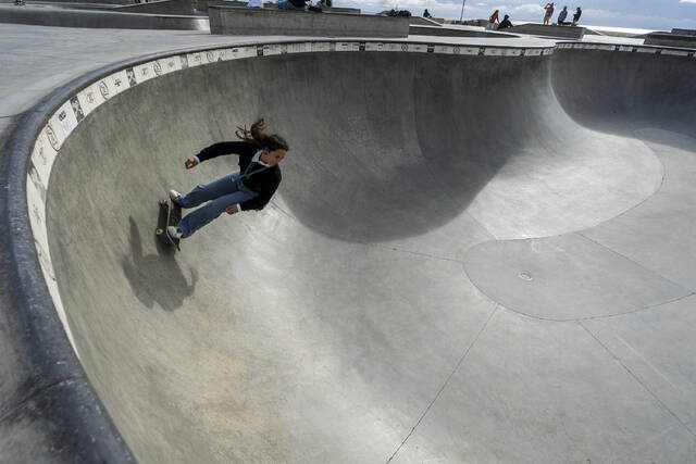 6037098_web1_6037098-ae7786548fbb4bb4b84592891b1fc569 6037098_web1_6037098-ae7786548fbb4bb4b84592891b1fc569