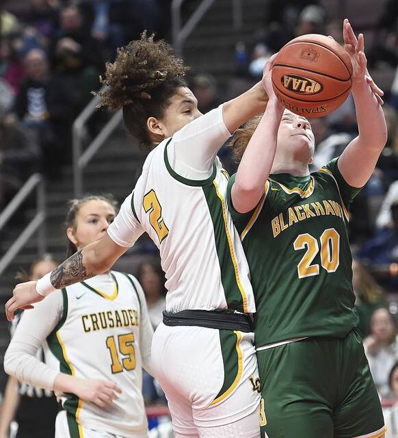 Blackhawk sees halftime lead vanish in PIAA championship loss to Lansdale Catholic