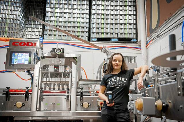 6042819_web1_PTR-FemaleBrewers-Alison