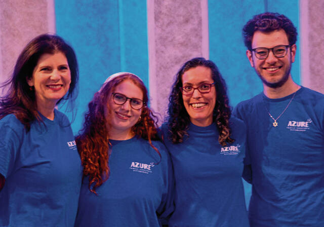 6050016_web1_Azure-Team