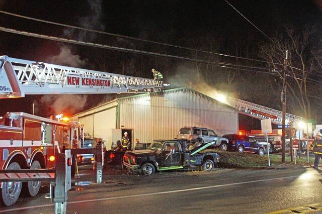 6052117_web1_vnd-lowerburrellfire1-033023