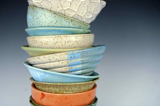 6054170_web1_sew-SweetWaterCooks2
