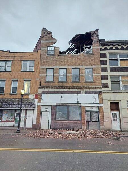 6060233_web1_Mt.-Oliver-building
