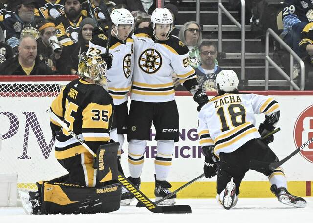 6060241_web1_ptr-PensBruins02-040223