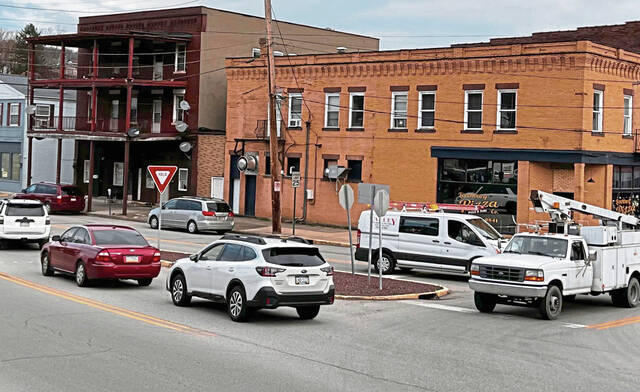 6066887_web1_vnd-StopSign-040523-2