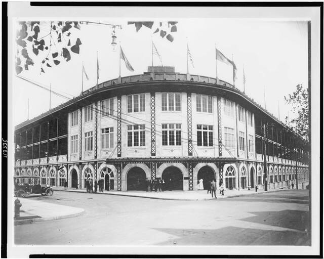 6070208_web1_ptr-pghballparks-4