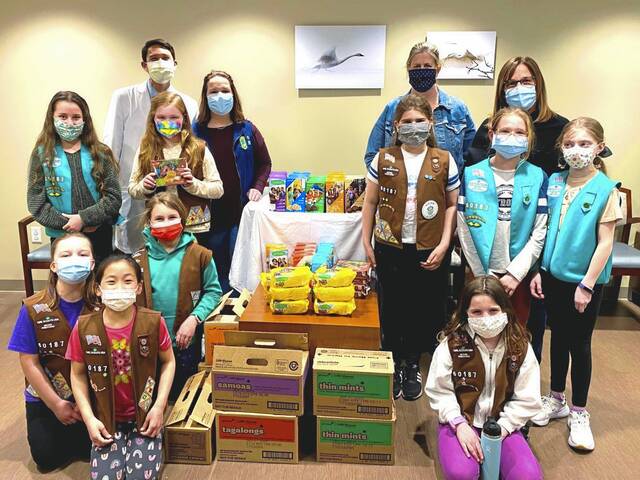 6082682_web1_sig-girlscouts-042723-3