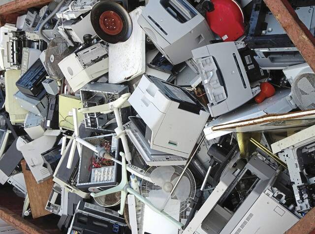 6090859_web1_Electronic-Recycling