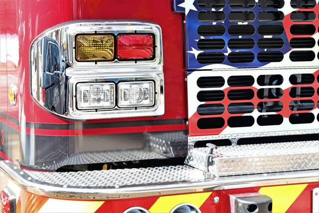 6094632_web1_WEB-fire-truck-AA