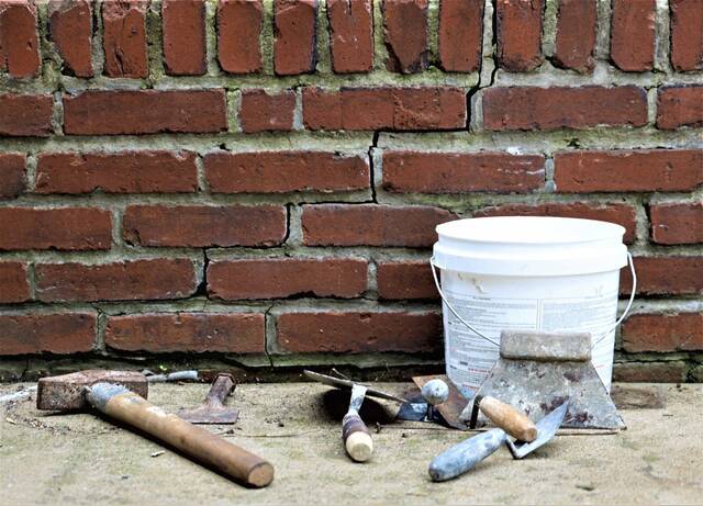 6098801_web1_WEB-masonry-tools-1