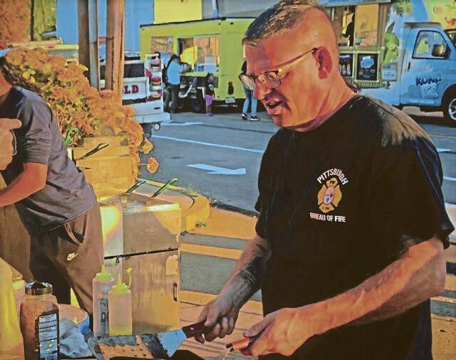 6117108_web1_vnd-ArnoldCodeOfficerArrest-042123