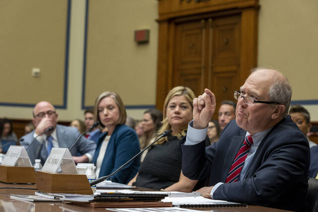 6118205_web1_6118205-a8daead97ce944a4a9be386252acf41e