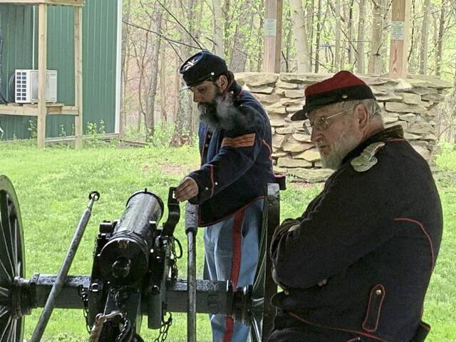 6126909_web1_Living-History-001