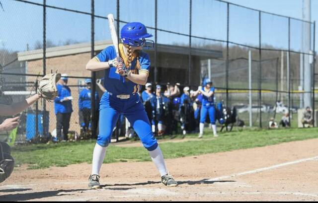 Top of the lineup boosting Hampton softball toward playoff berth
