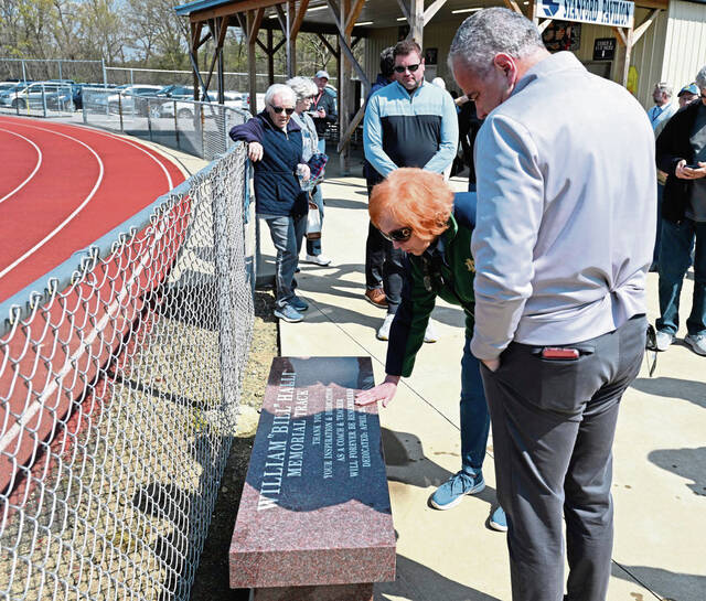 Kiski Area dedicates track to former coach William Halli