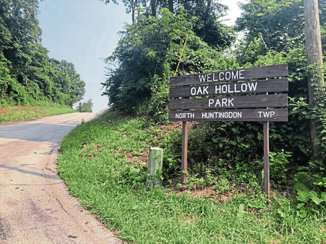 6099545_web1_gtr-OakHollowParksign