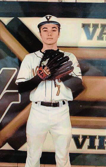 A-K Valley athletes of the week: Valley’s Niko Heakins, Plum’s Taylor Lorish