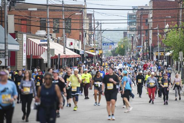 6175498_web1_ptr-Marathon030-050823