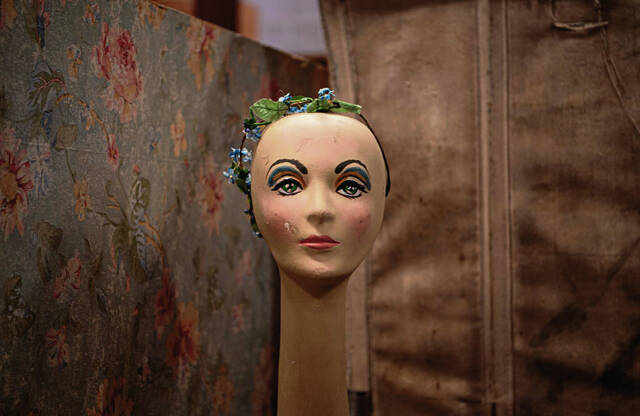 6177306_web1_ptr-closetdesigns19