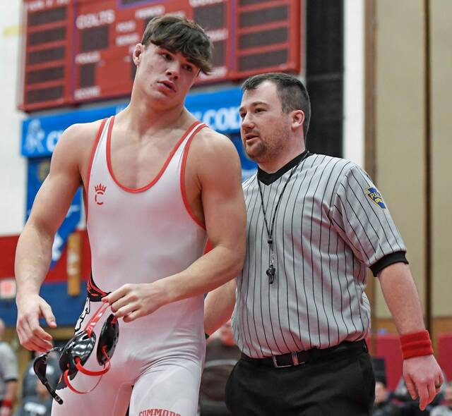 3-time state champ Rune Lawrence of Frazier picks West Virginia