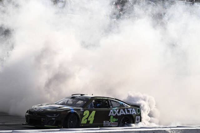 Playoff Power Bell Logano Chastain Dominate Darlington Goodyear Test - h2ostd1
