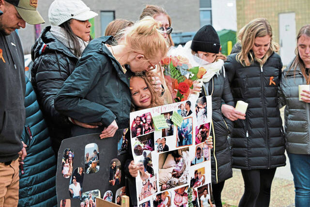 6199142_web1_vnd-FatalShootingVigil1-121522