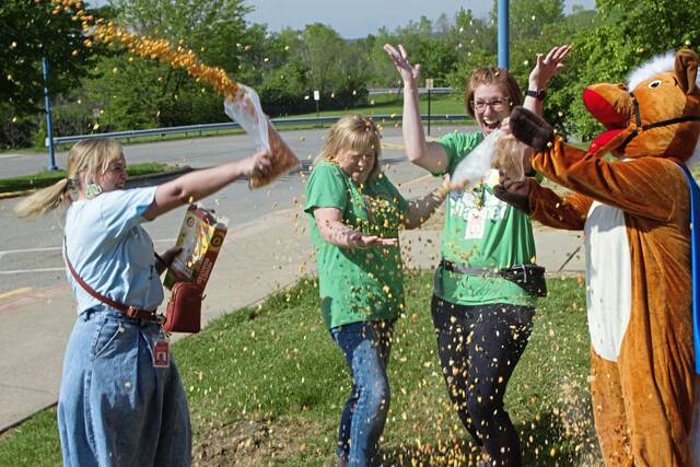 6203101_web1_sig-cerealboxes-052523-1 6203101_web1_sig-cerealboxes-052523-1