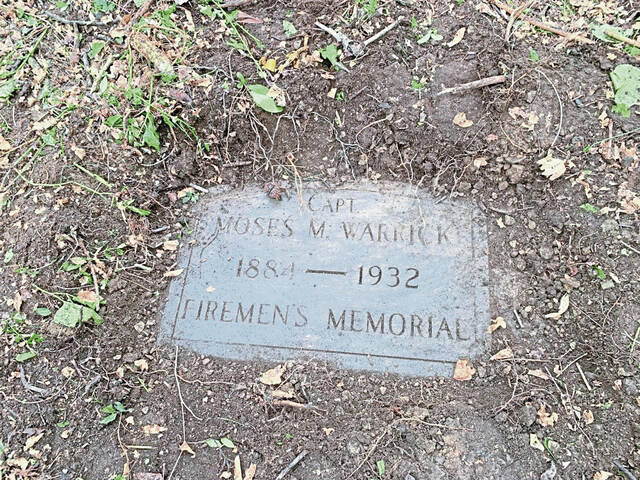 6207562_web1_cemeterycleanup5