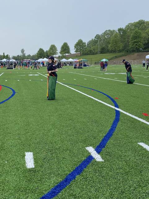 6211322_web1_wfvd-potato-sack-race