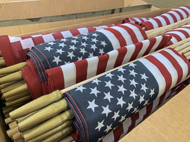 6217016_web1_VetFlags-003