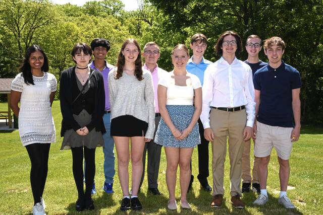 6230226_web1_her-rotaryscholars-060123