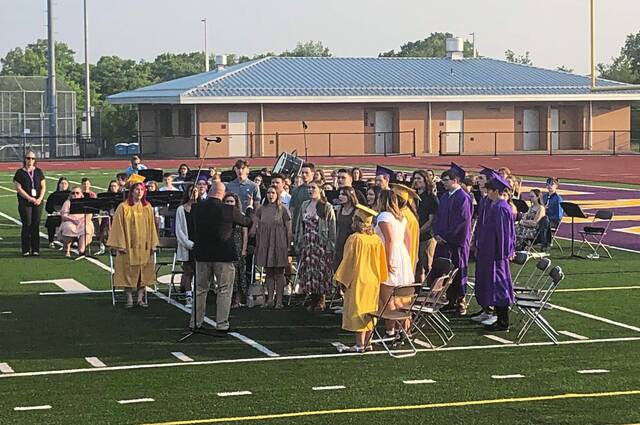 6231587_web1_PAL-PlumGraduation3-060123