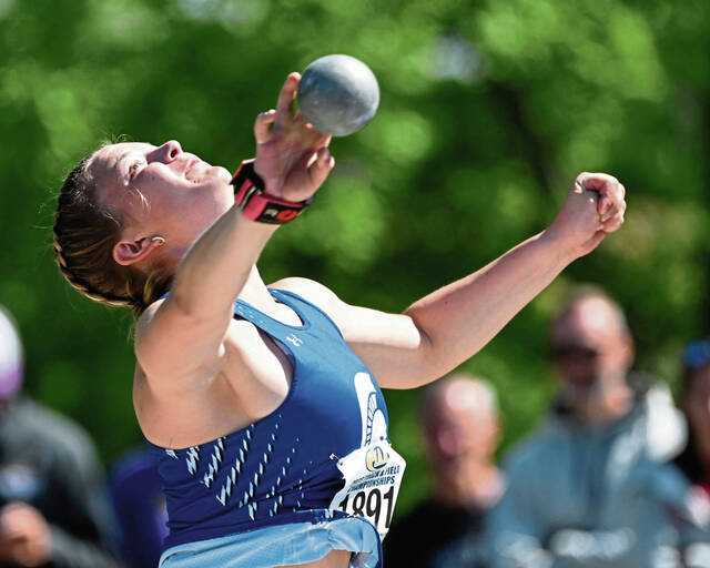 Hempfield’s Liz Tapper looking to make history after defending PIAA shot put title
