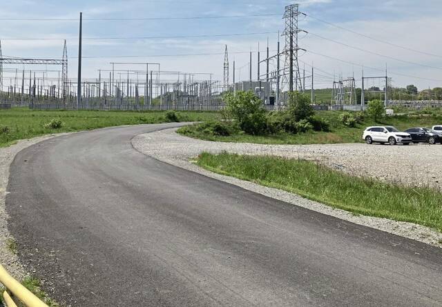 6243111_web1_Electric-power-grid--2-