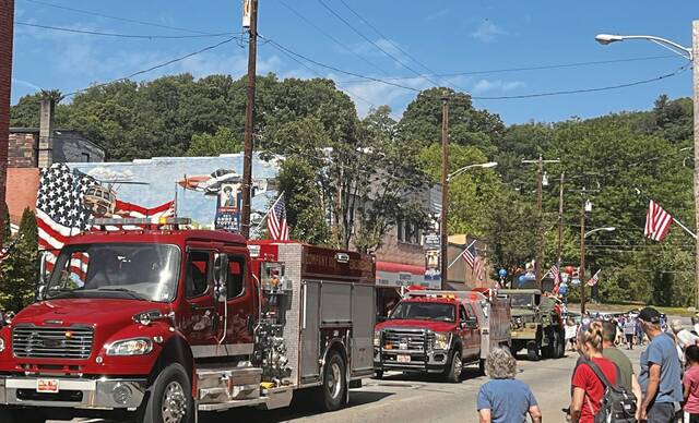 6243124_web1_vnd-LO-LeechParade-053023-5