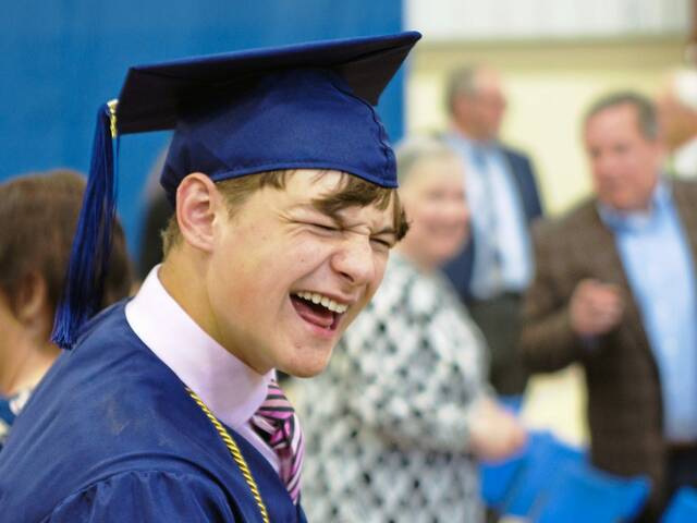 6245824_web1_hj-aquinasgraduation-060823-3