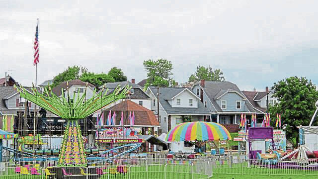 6226514_web1_vnd-VandyCarnival-060422-2