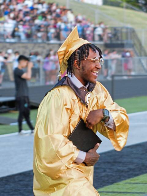 6253456_web1_te-gatewaygraduation-060823-4